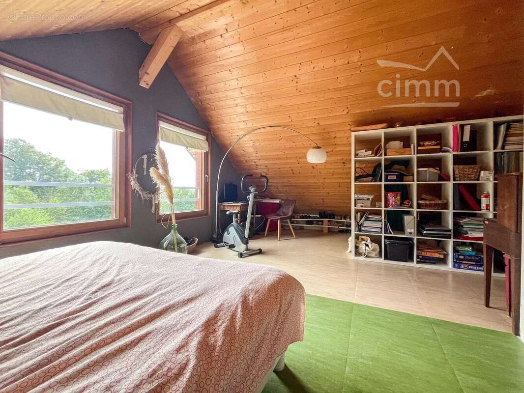 Maison à LA TERRASSE