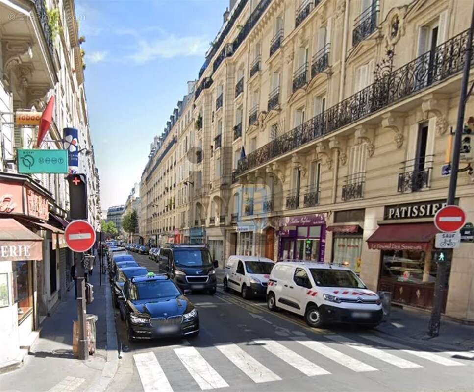 Commerce à PARIS-17E