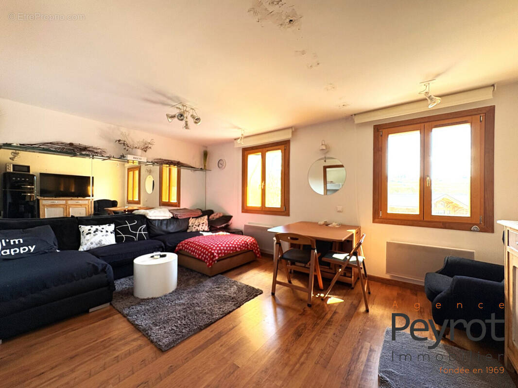 Appartement à FONT-ROMEU-ODEILLO-VIA