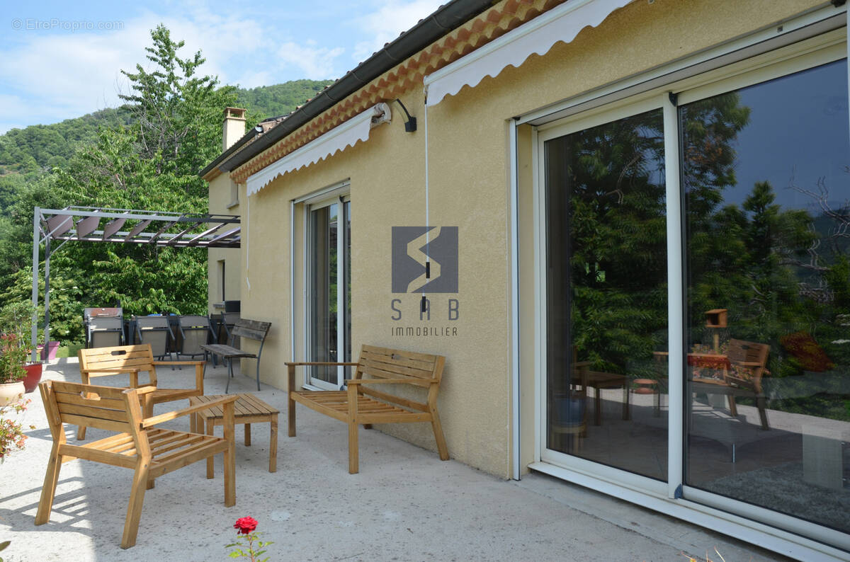 Maison à ISSAMOULENC