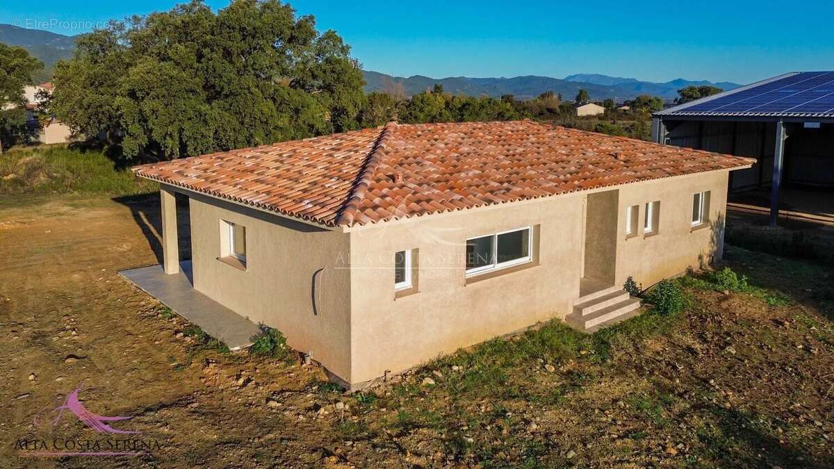 Maison à PRUNELLI-DI-FIUMORBO