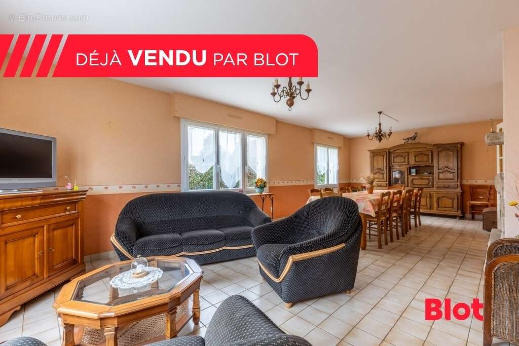 Maison à JANZE