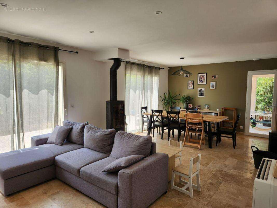 Maison à PLAN-D&#039;AUPS-SAINTE-BAUME