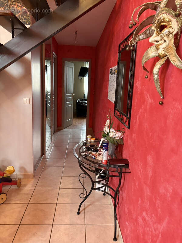 Maison à LA HAIE-TRAVERSAINE