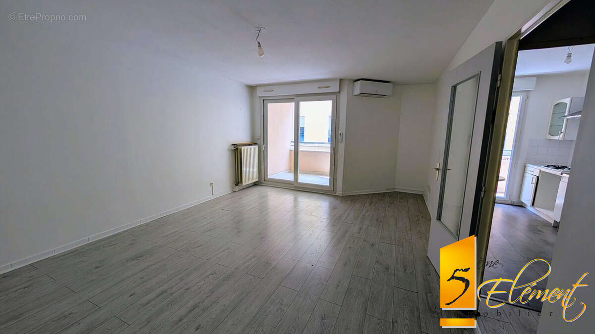 Appartement à CHAPONOST
