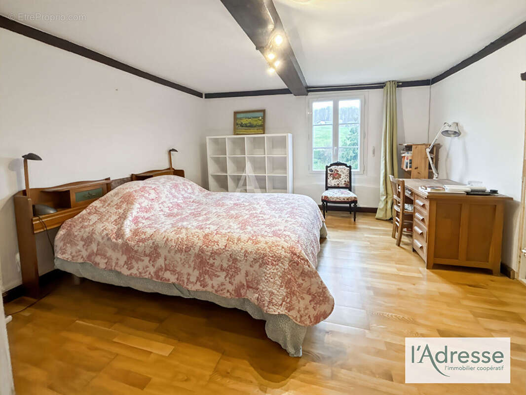 Maison à PERRIERS-SUR-ANDELLE