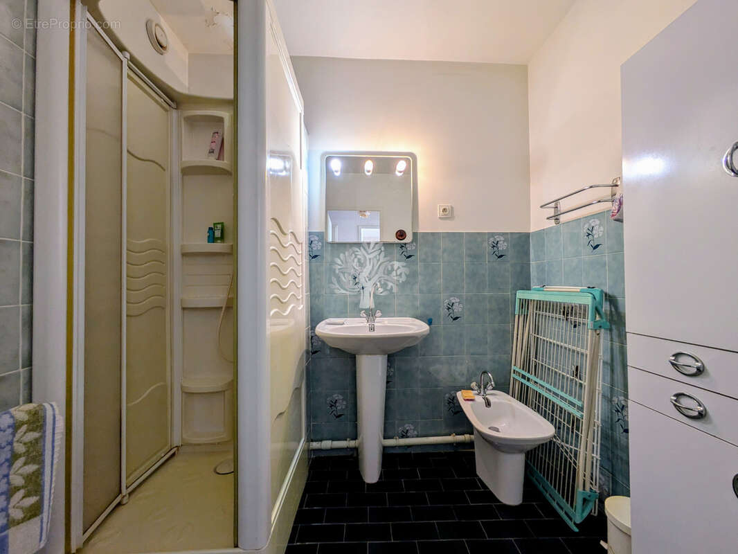 Appartement à SIX-FOURS-LES-PLAGES