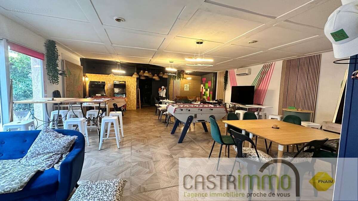 Commerce à CASTRIES