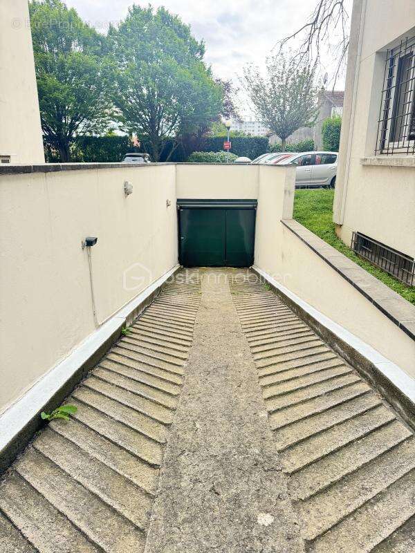 Appartement à IVRY-SUR-SEINE
