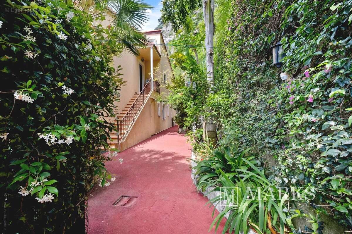 Magnifique propriété dans un jardin exotique - photo 27