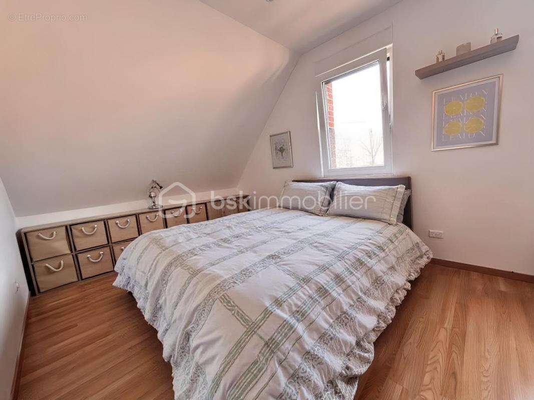 Maison à DOUCHY-LES-MINES