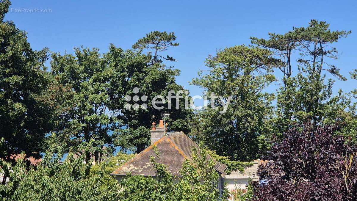 Maison à ARROMANCHES-LES-BAINS