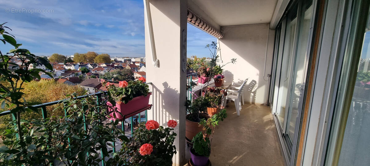 Appartement à SAINT-MAUR-DES-FOSSES
