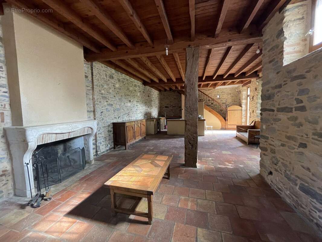 Maison 170 m² à Labecede-Lauragais  - photo 3