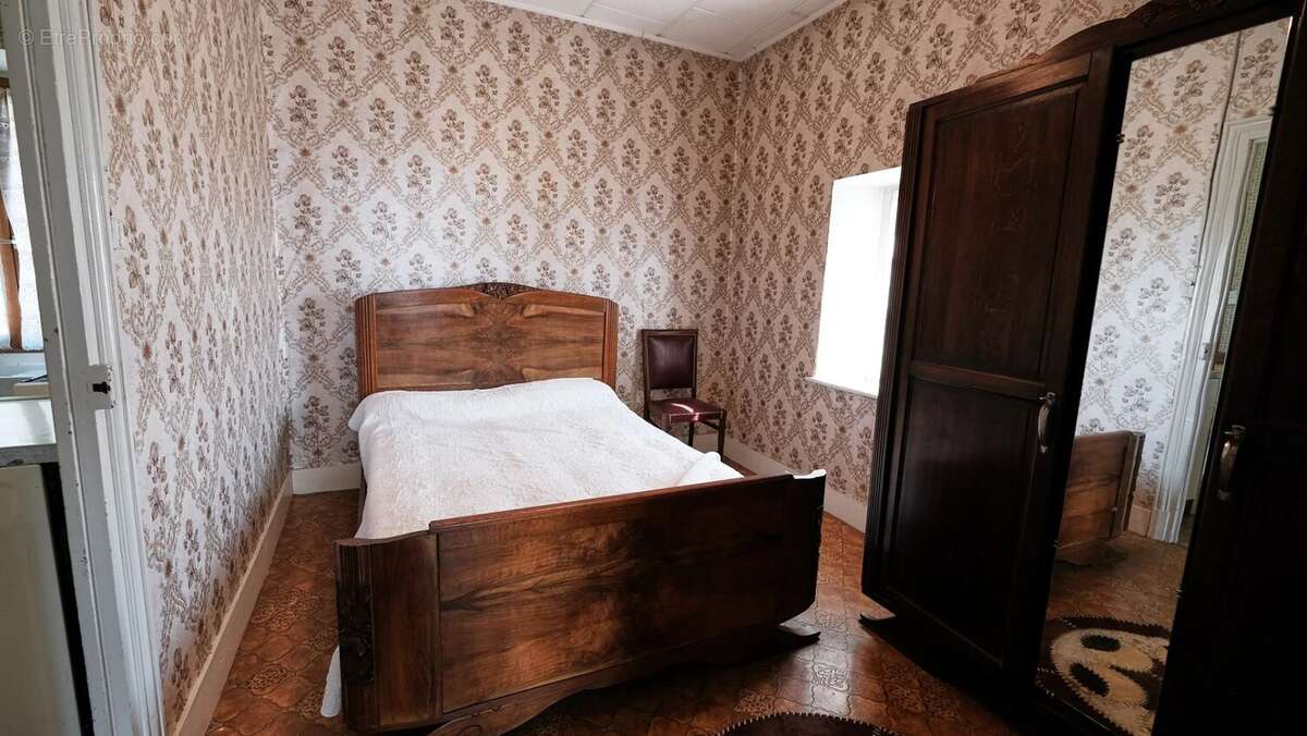 Grande propriété avec beaucoup de potentiel et de belles vues - photo 18