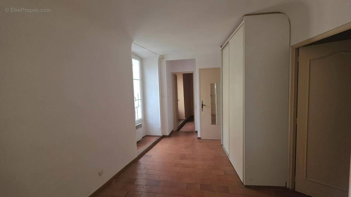 Appartement à LAMBESC