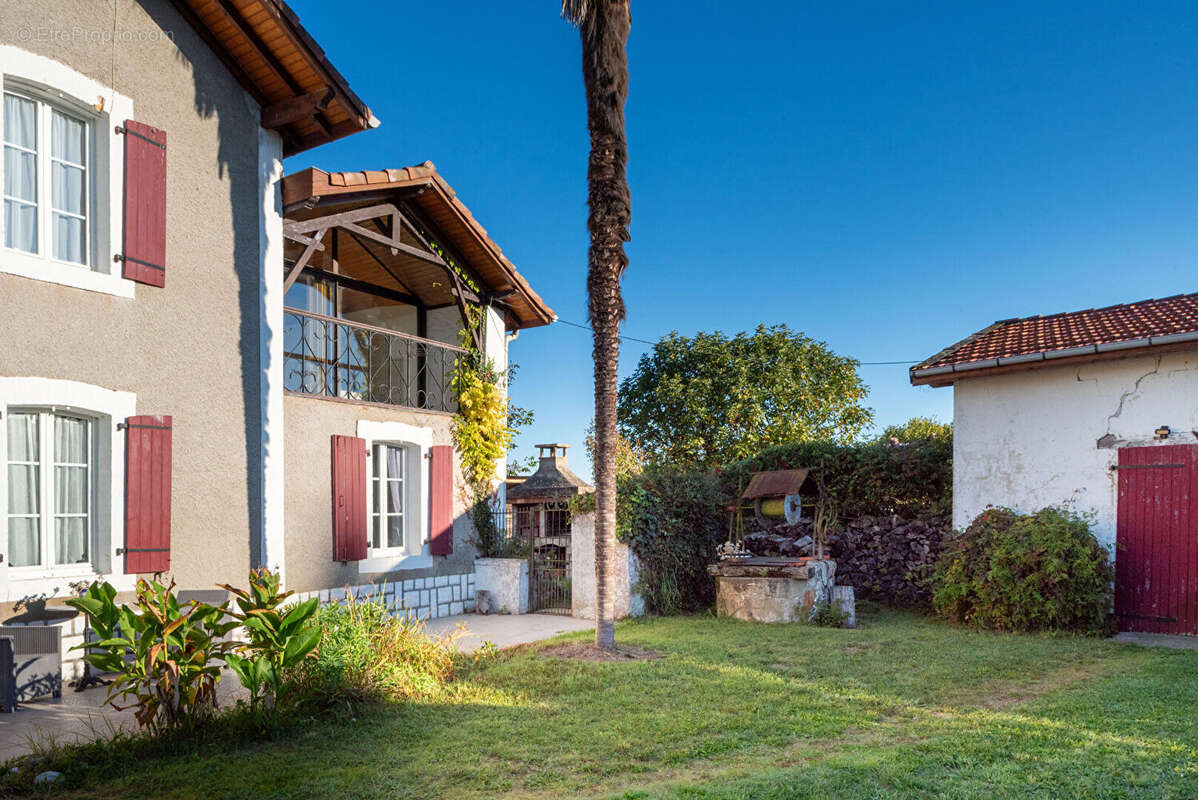Maison à HAGETMAU