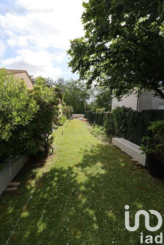 Photo 3 - Terrain à ARTIGUES-PRES-BORDEAUX