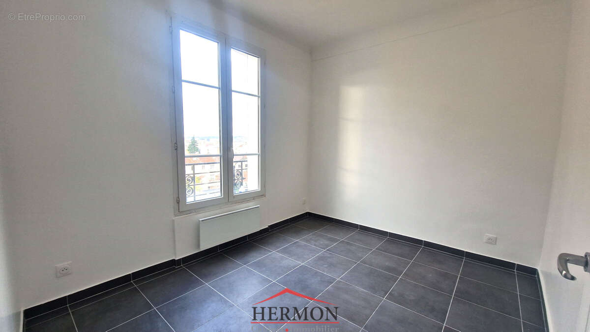 Appartement à BOIS-COLOMBES