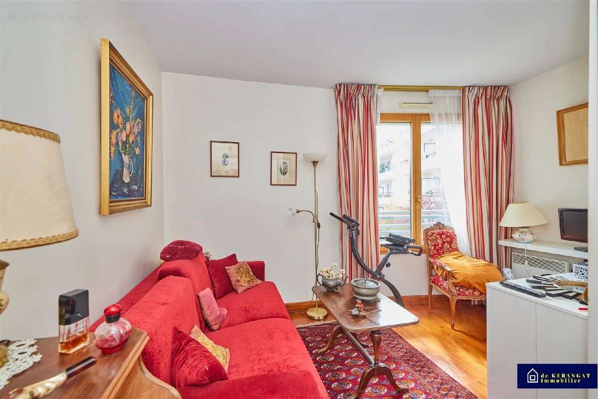 Appartement à LE PLESSIS-ROBINSON