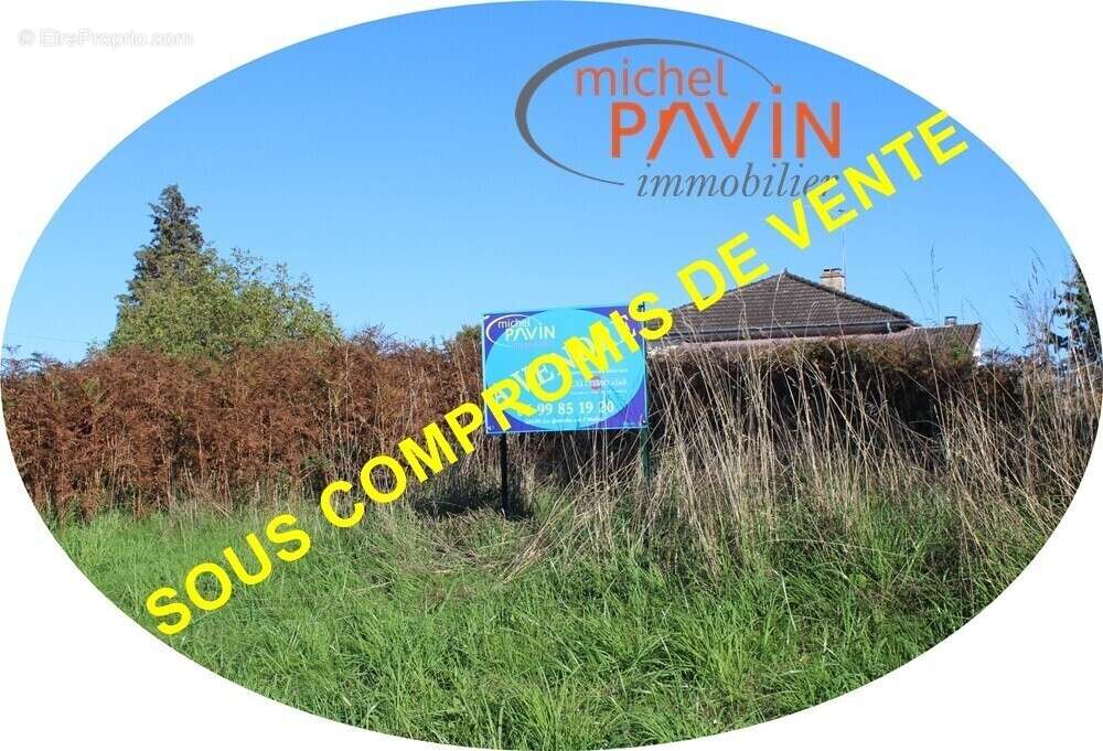 Terrain à LA GUERCHE-SUR-L&#039;AUBOIS