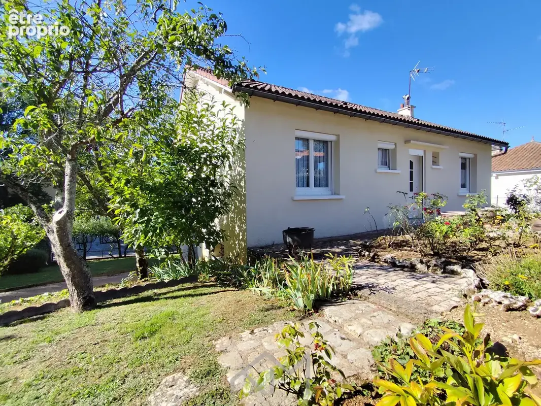 Maison à SAINT-BENOIT