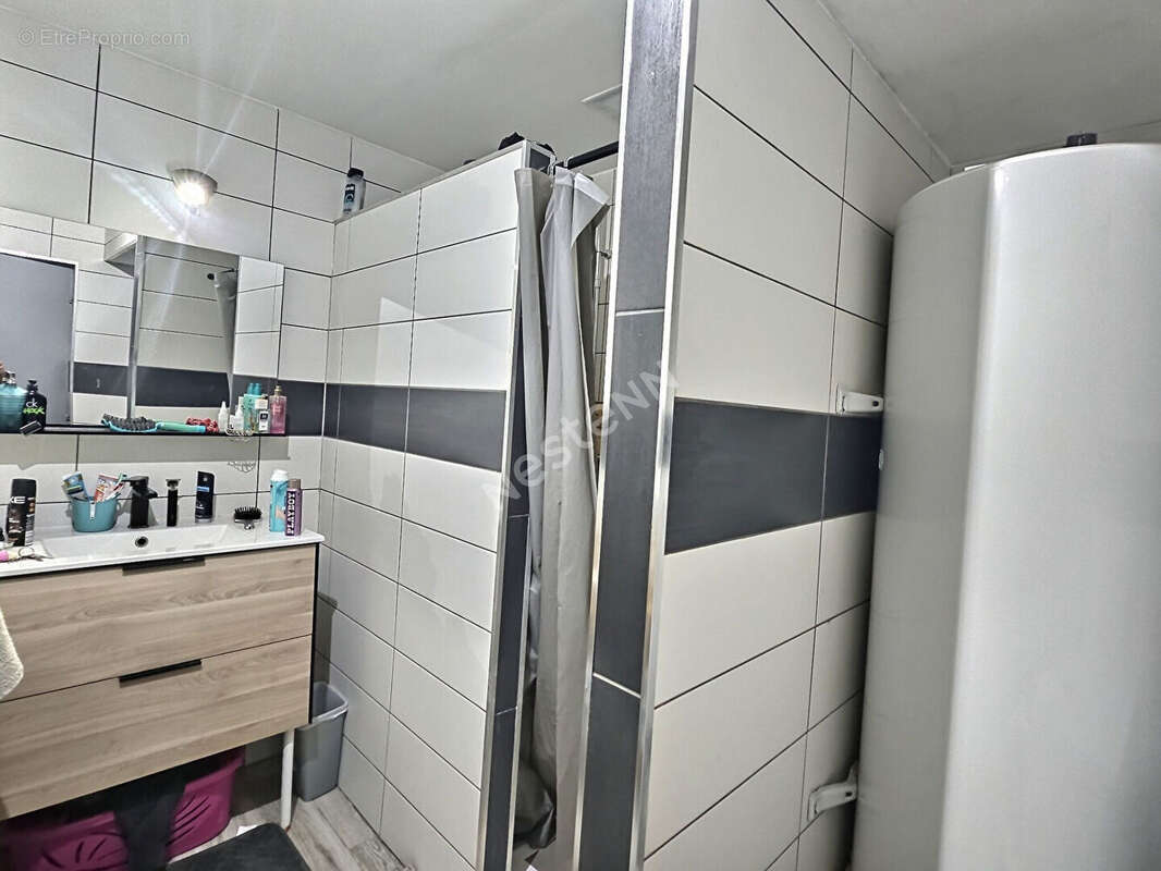 Appartement à VIC-SUR-SEILLE