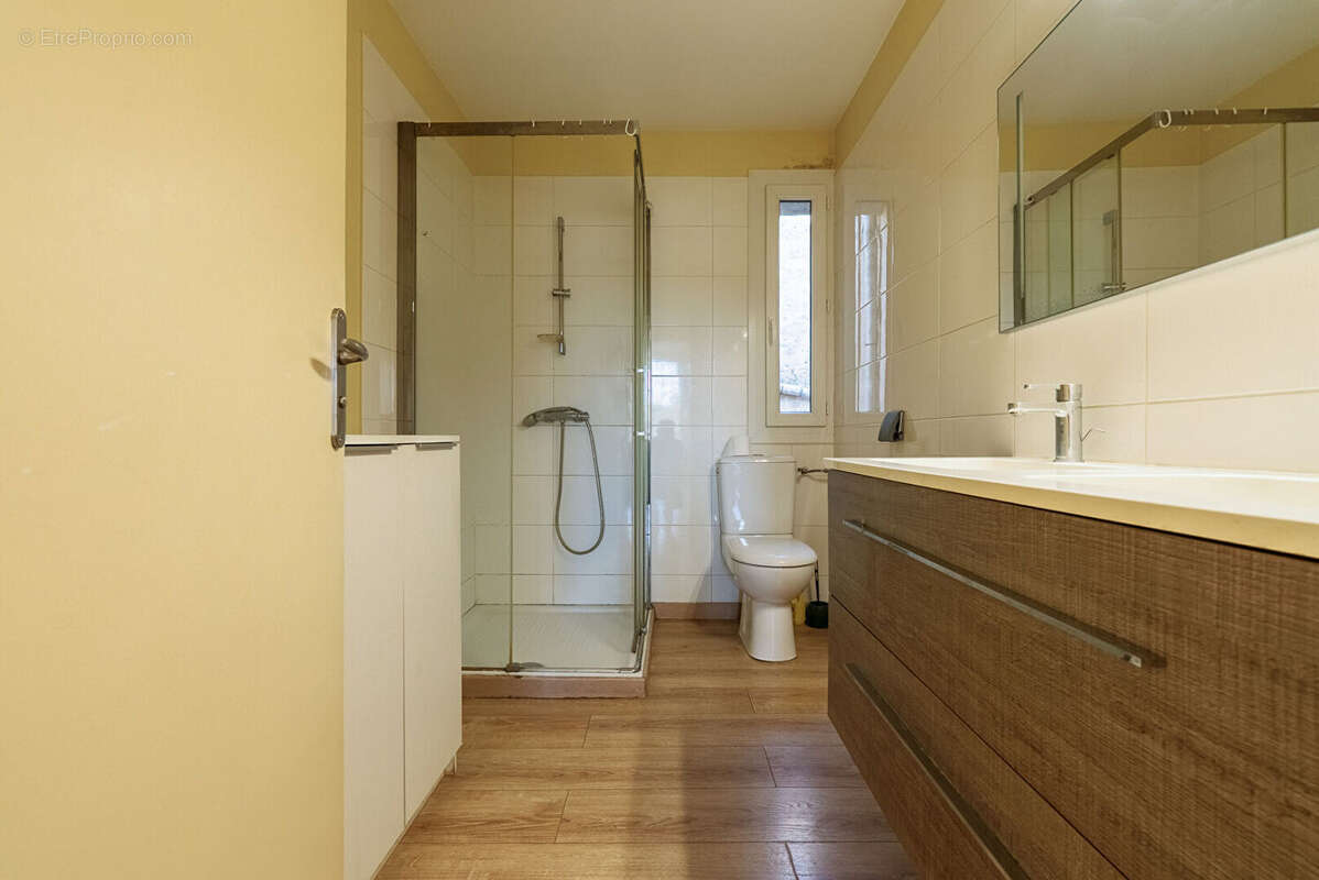 CARCASSONNE - VILLEGAILHENC  Villa T5  148m²  (113m² Hab.) avec garage et grand jardin arboré - photo 12