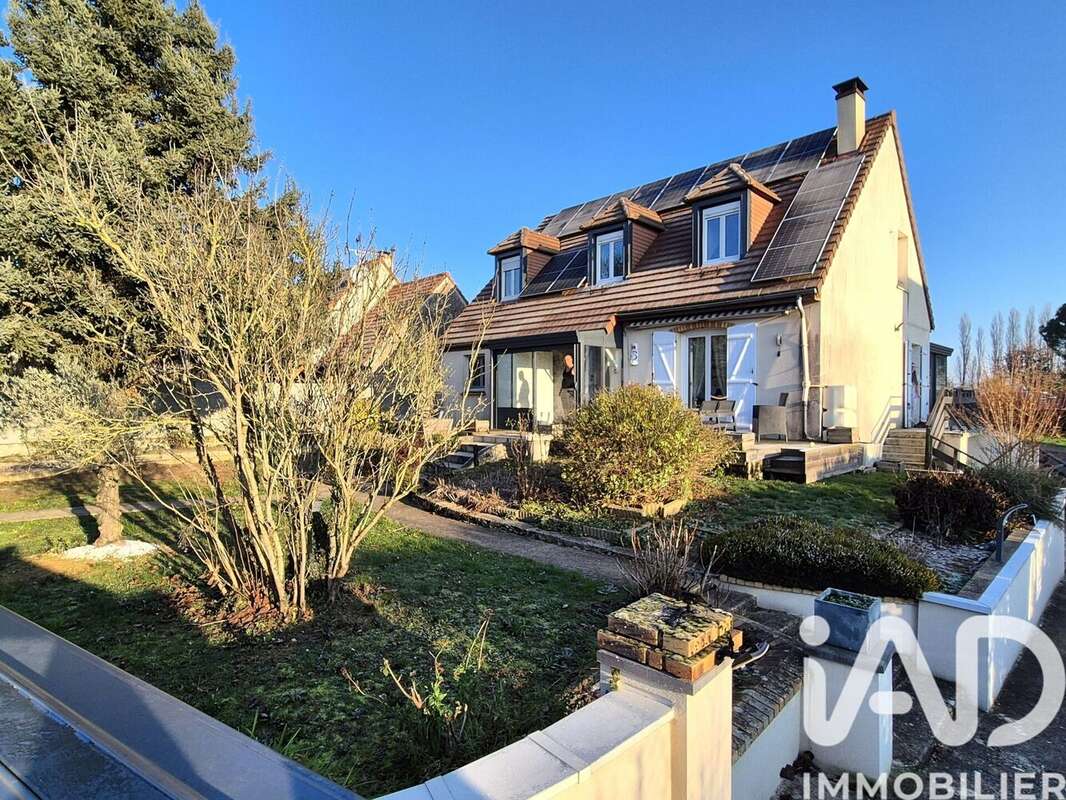 Maison 150 m² à Penchard  - photo 2
