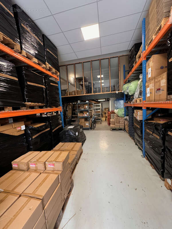 Commerce à MOLIETS-ET-MAA