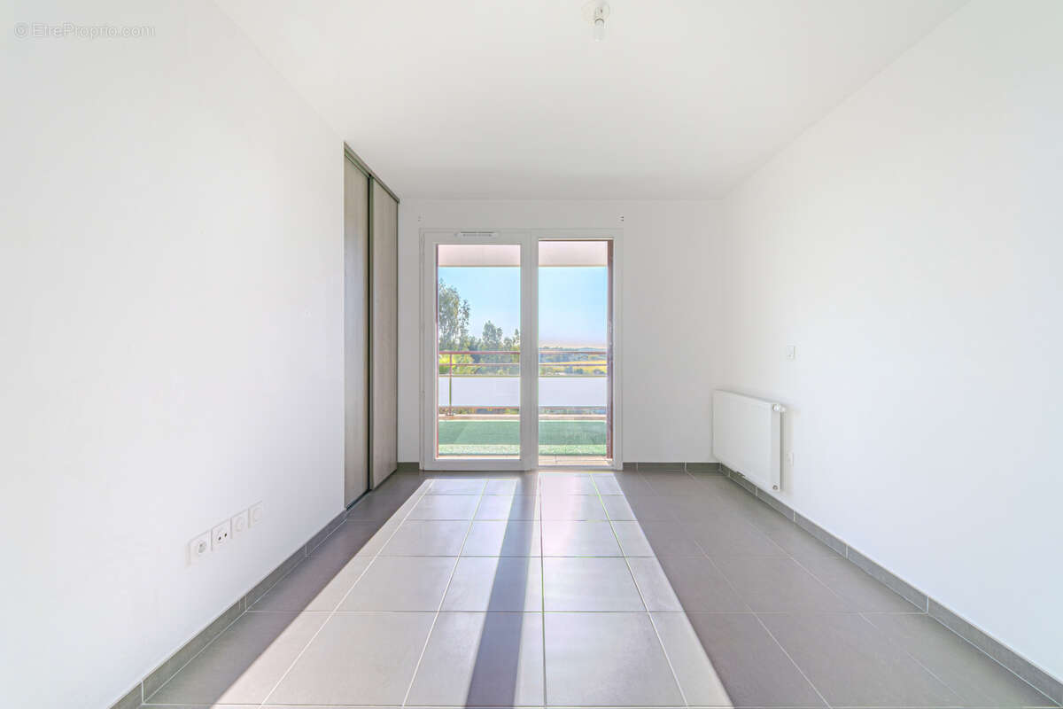 Appartement à JUVIGNAC