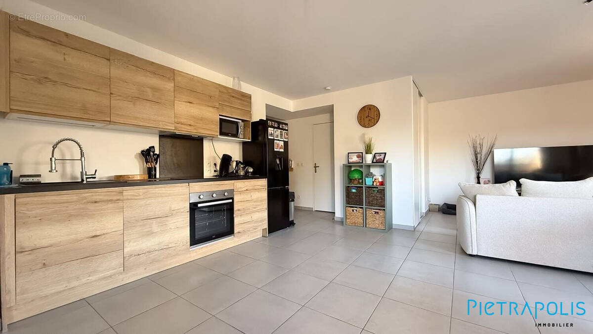 Appartement à RILLIEUX-LA-PAPE