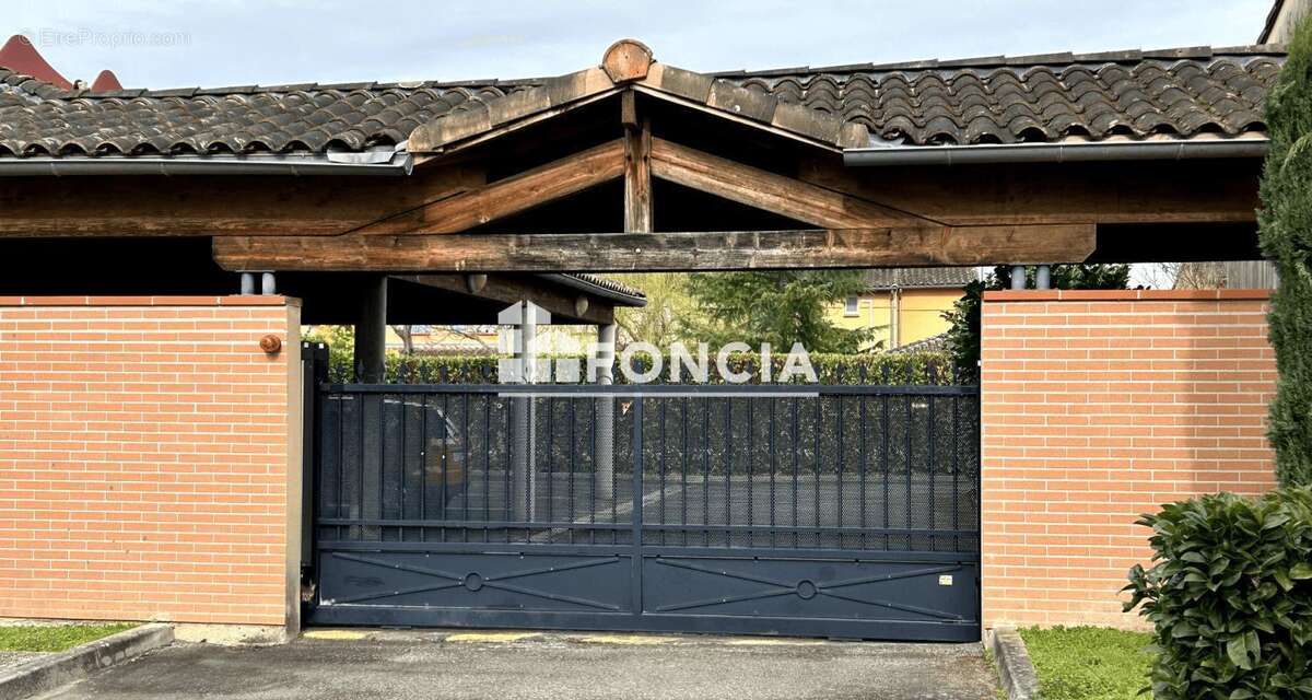 Idéal investisseur / Maison T3bis avec terrasse, jardin et deux parkings - photo 2