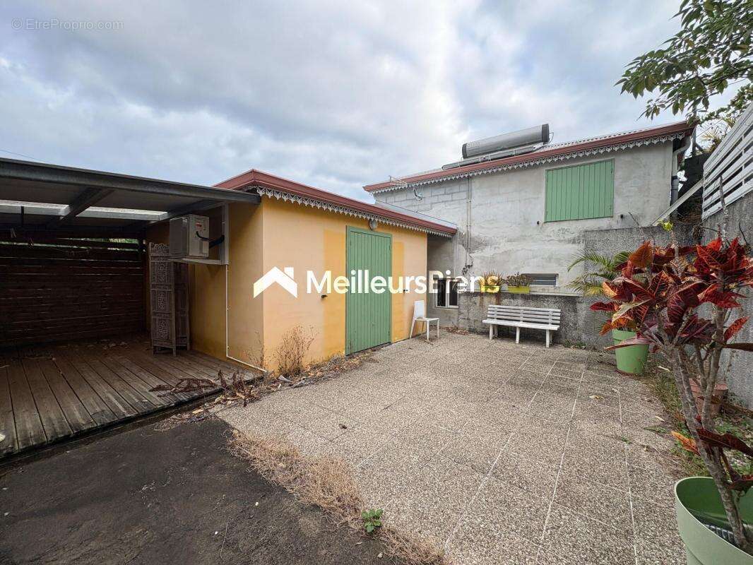 Maison à PETITE-ILE