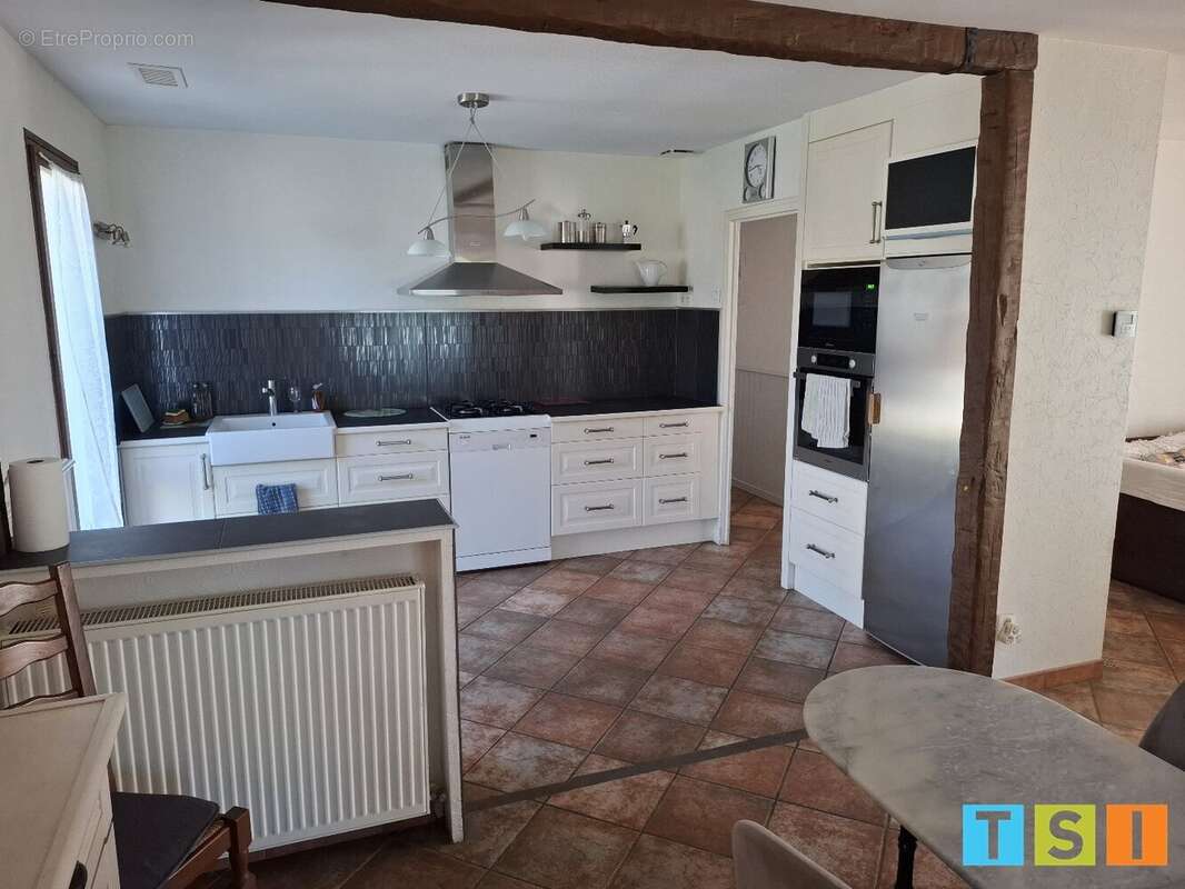 Prox SAINT GAUDENS: villa de plain-pied avec piscine su run terrain de 1215 m². - photo 8