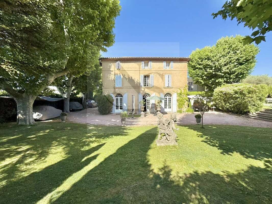 Maison à AIX-EN-PROVENCE