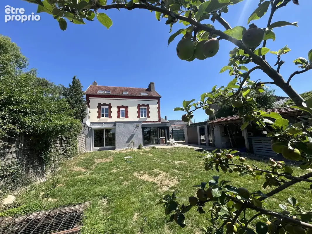 Photo Maison à Saint-Clair-Sur-Epte au prix de 255 000€