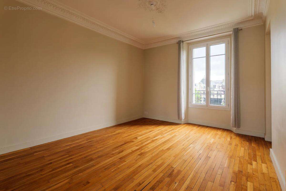 Appartement à LE RAINCY