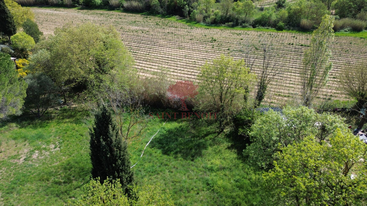 Terrain à PUILACHER