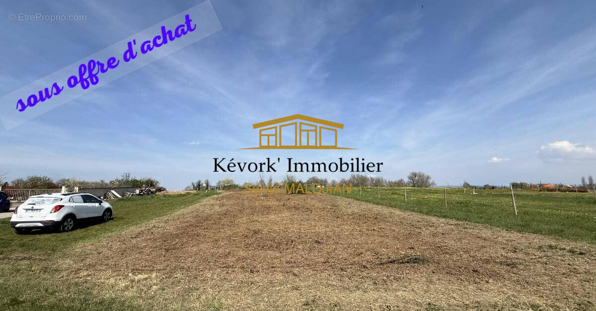 Terrain à CHATEAUNEUF-SUR-ISERE