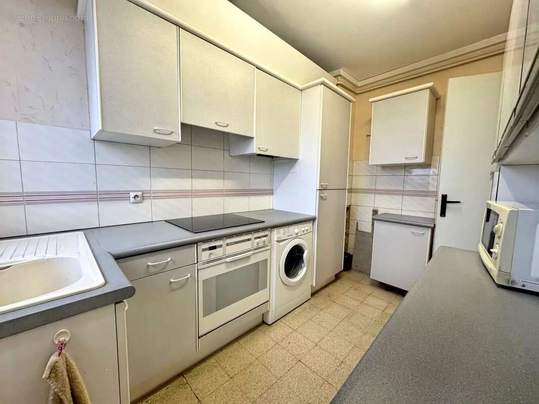Appartement à MARSEILLE-9E