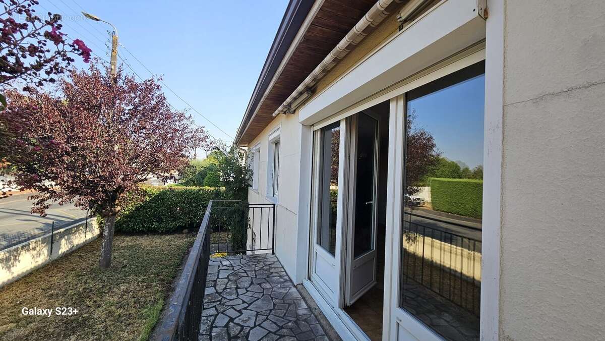 Maison 93 m² à Niort  - photo 7