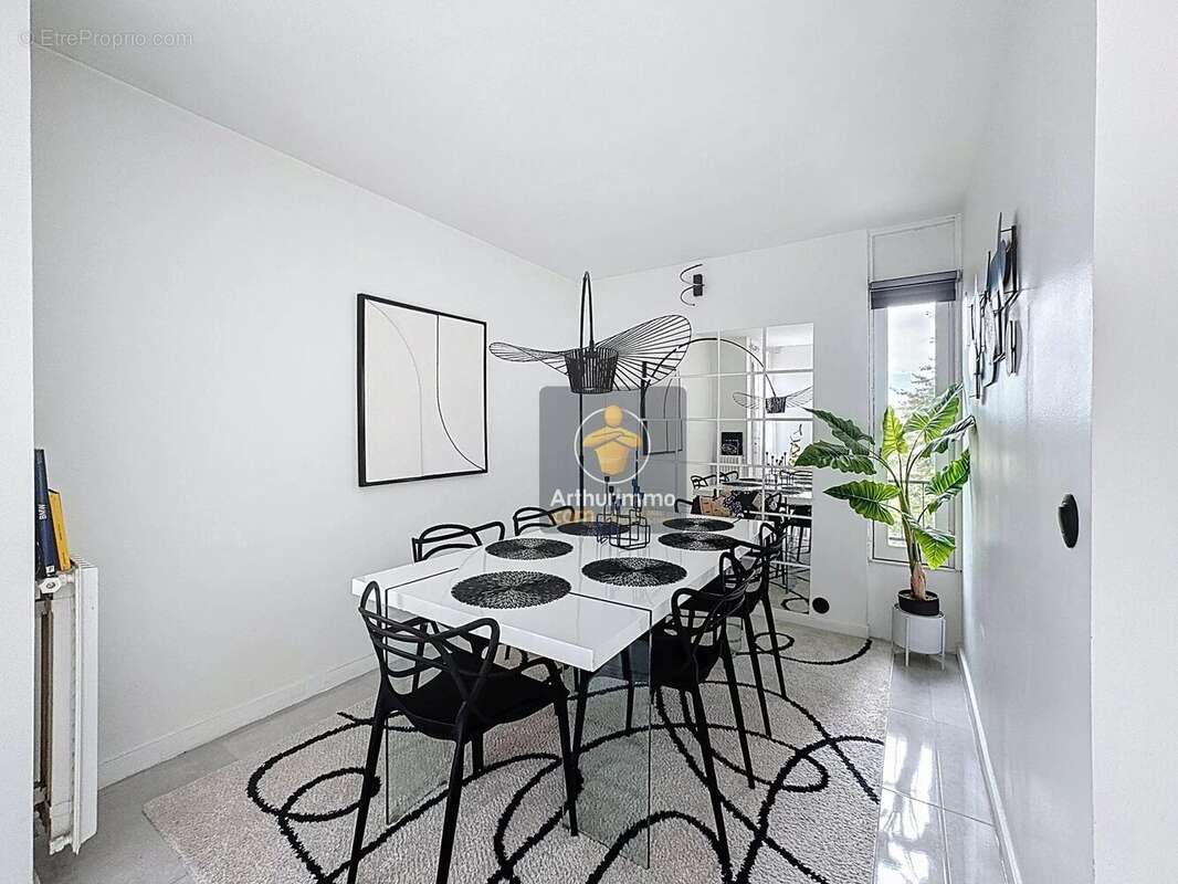 Appartement à LIMEIL-BREVANNES