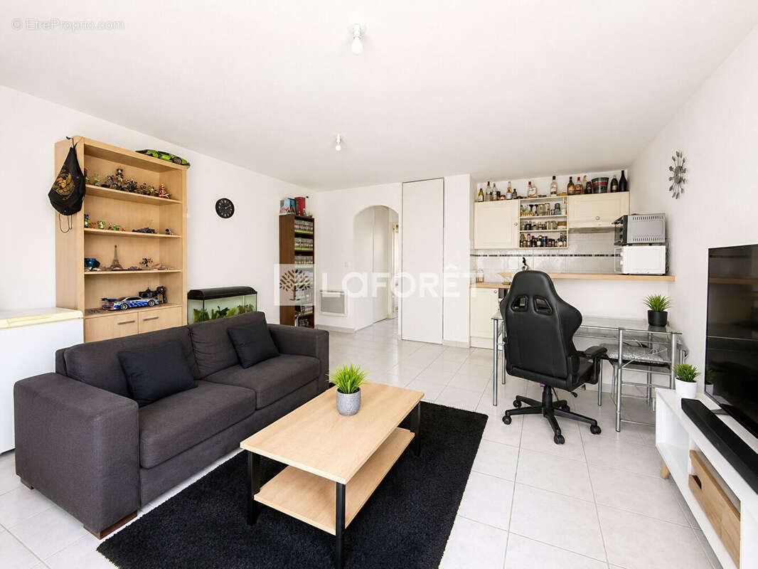 Appartement Elne 2 pièce(s) 49.15 m2 + garage fermé - photo 4