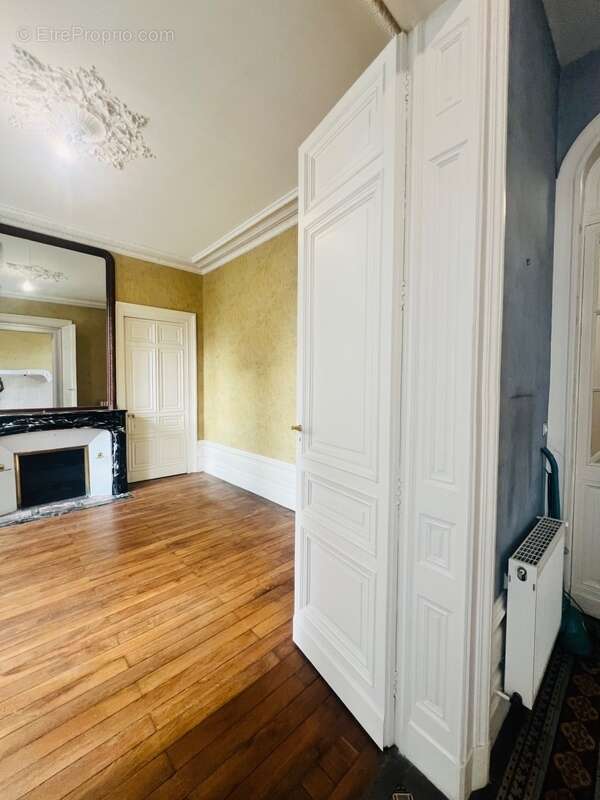 Maison à CHATELLERAULT