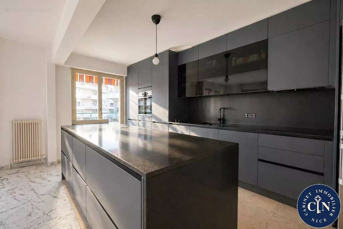 Appartement 95 m² à Nice  - photo 3