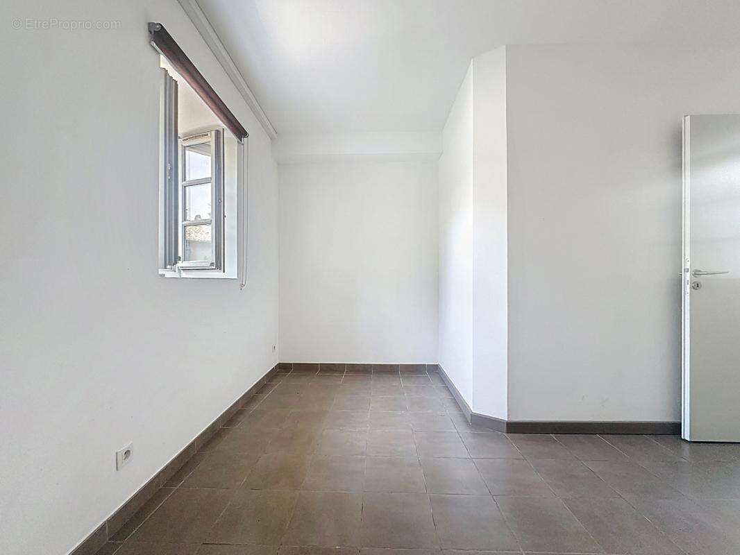 Exclusivite avignon intra muros appartement lumineux 3 chambres - photo 13