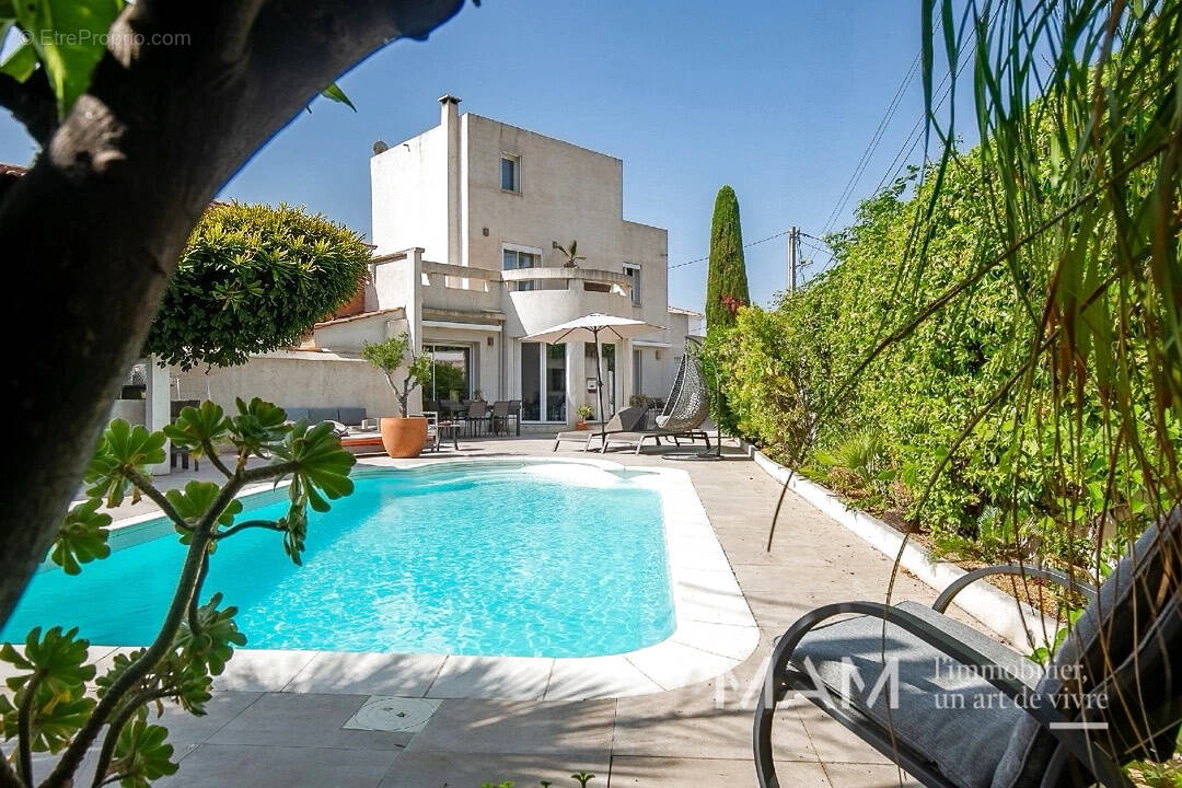 Maison à MARSEILLE-8E