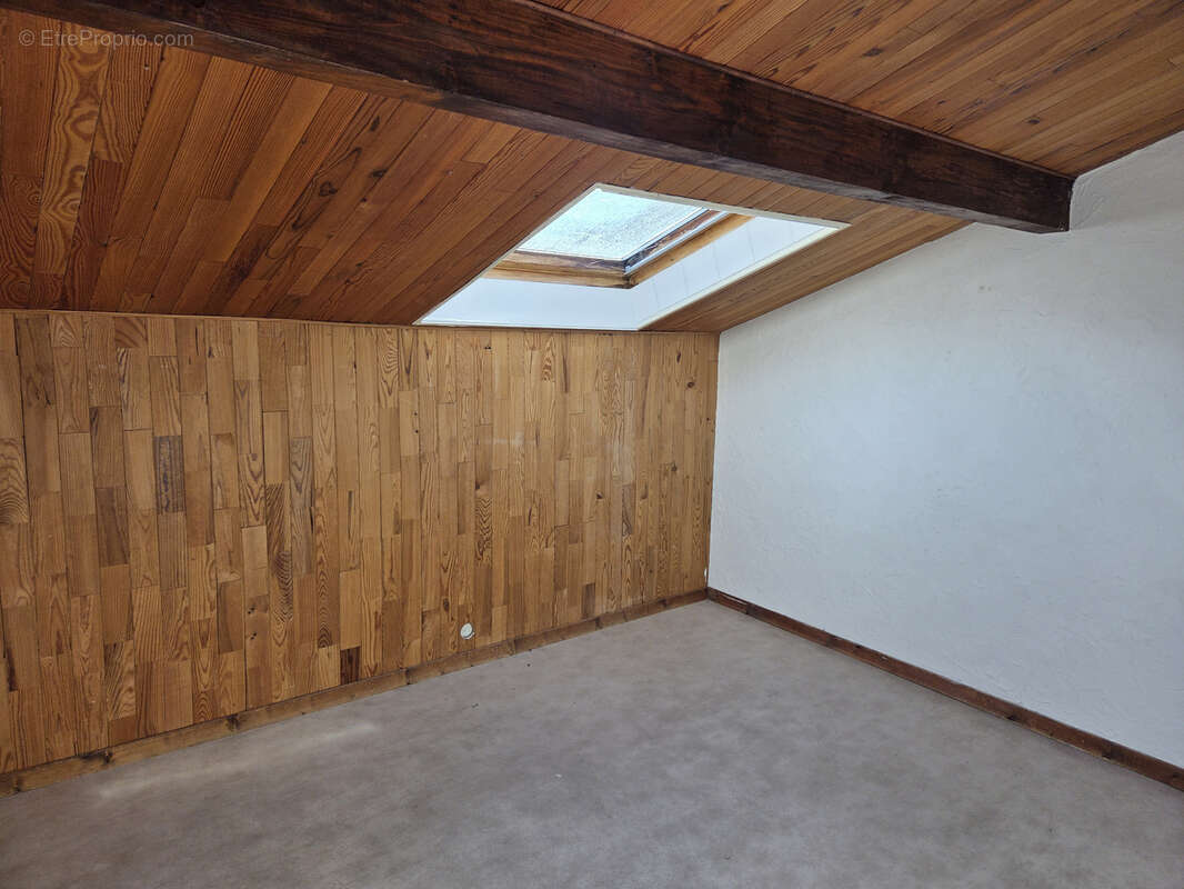 Appartement à GRANGES-NARBOZ