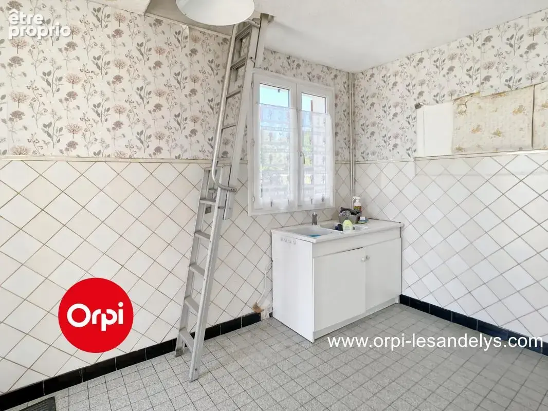 Maison À Vendre 2 chambres + grenier aménageable - photo 6